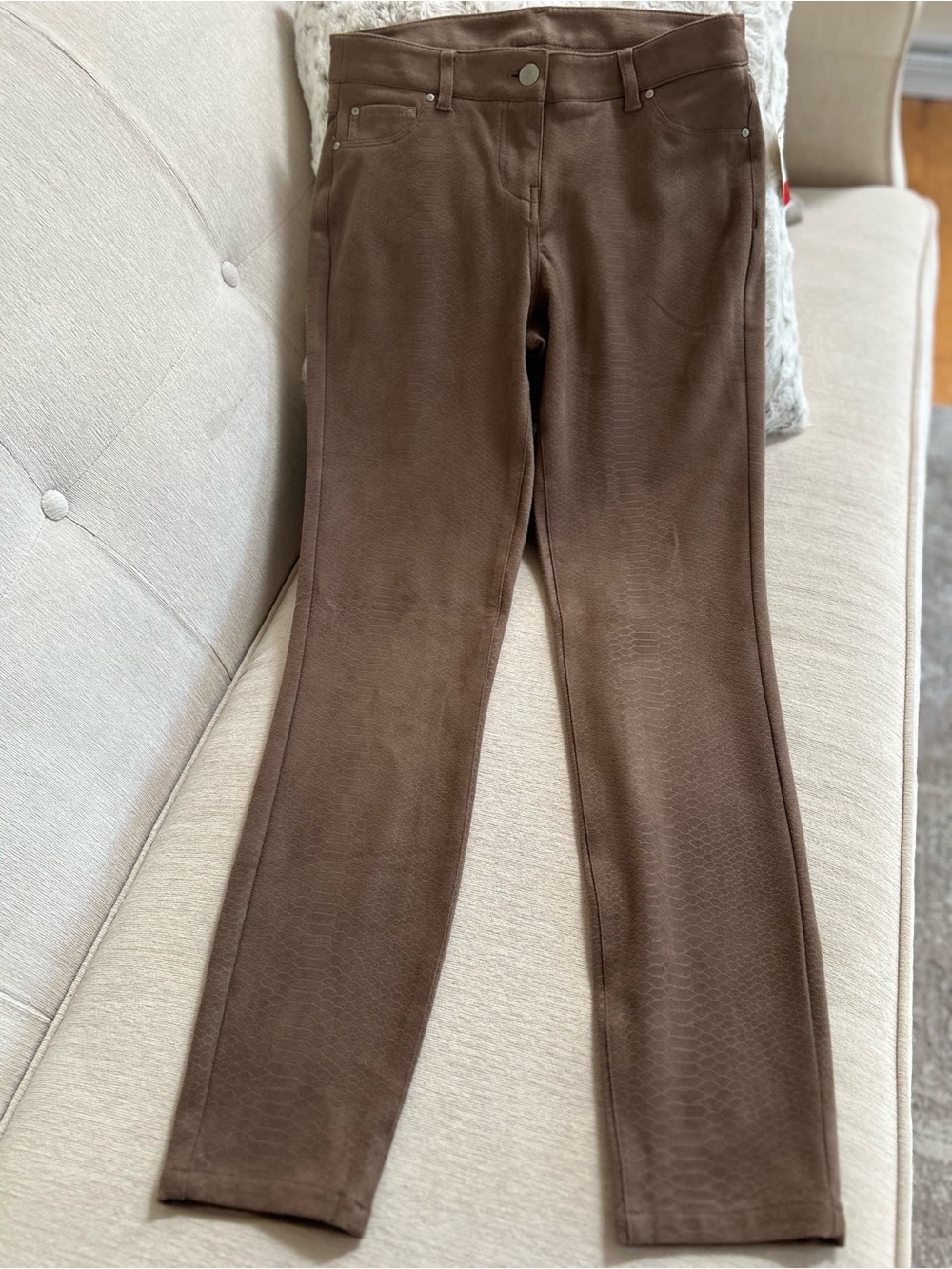 Artisan Ny Brown Skinny Faux Suede Stretch Jeans with Subtle Texture